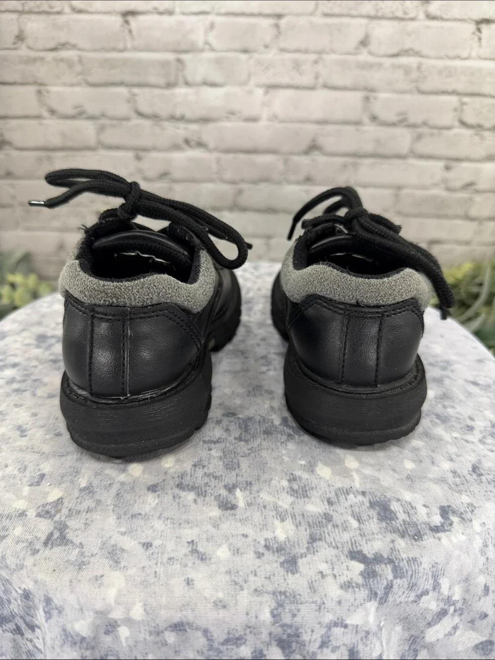 SMART FIT by PAYLESS - Black Rugged Round Toe Stitch-Seam Casual Oxford Boys 8.5
